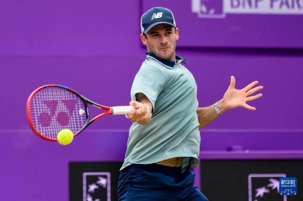 定位为一个 定位为一个