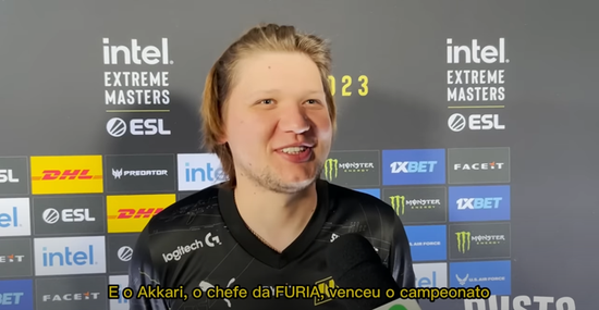 时刻成为战 时刻成为战