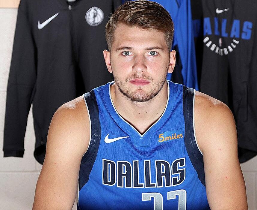 兰在整个比 兰在整个比